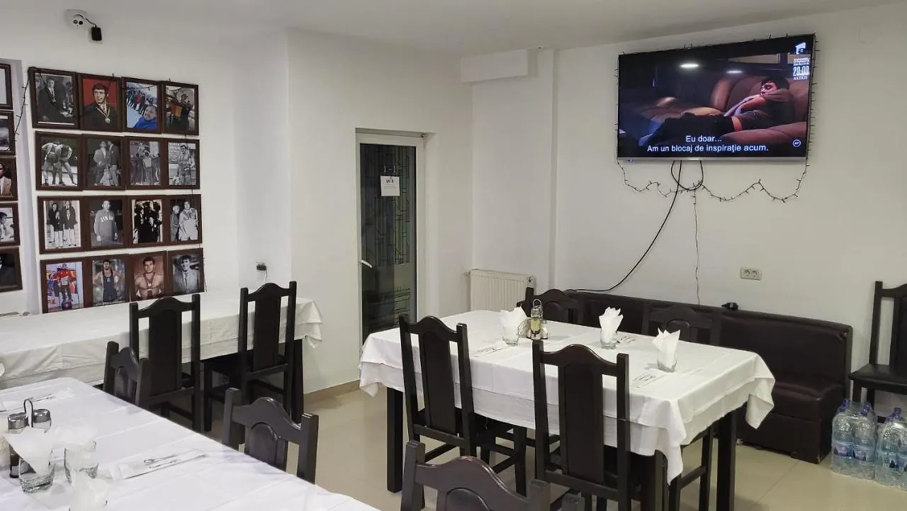 Hotel Top Central بوخارست 2*,